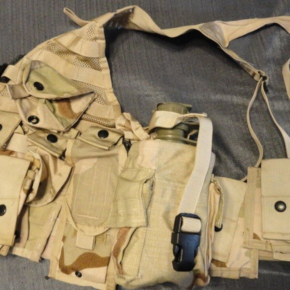 DCU DESERT CAMOUFLAGE FLC LBE LBV LOAD BEARING VEST COMBAT TACTICAL POUCHES 1903 - Picture 6 of 15